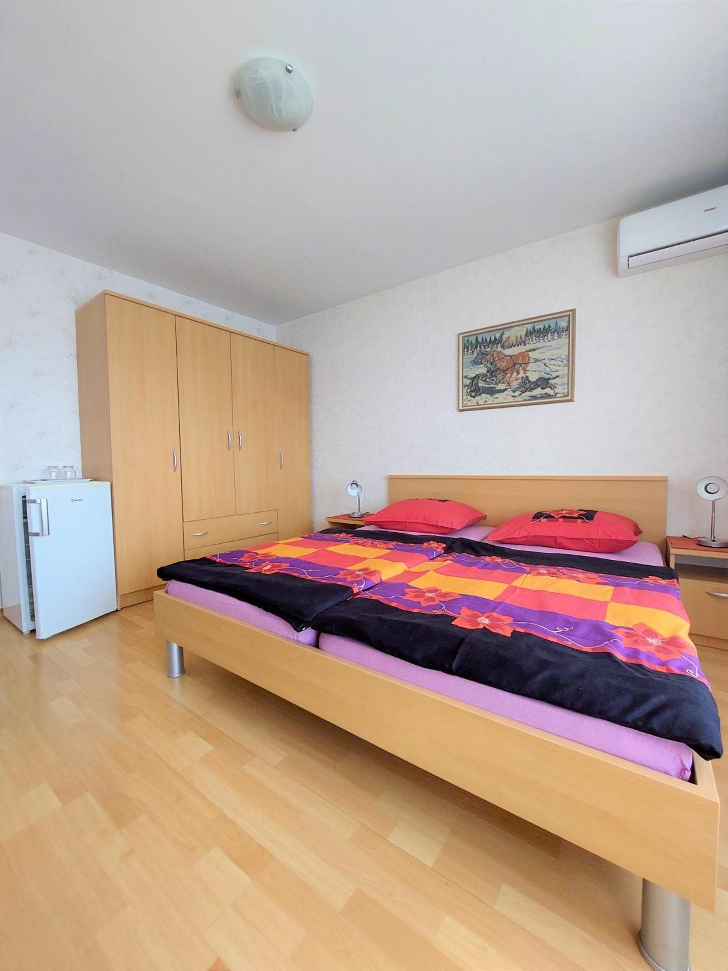Отель Sobe Crikvenica 29926 - Mileva Номер фото
